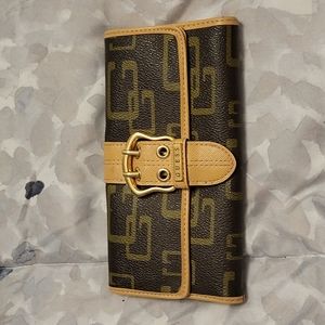 Guess wallet